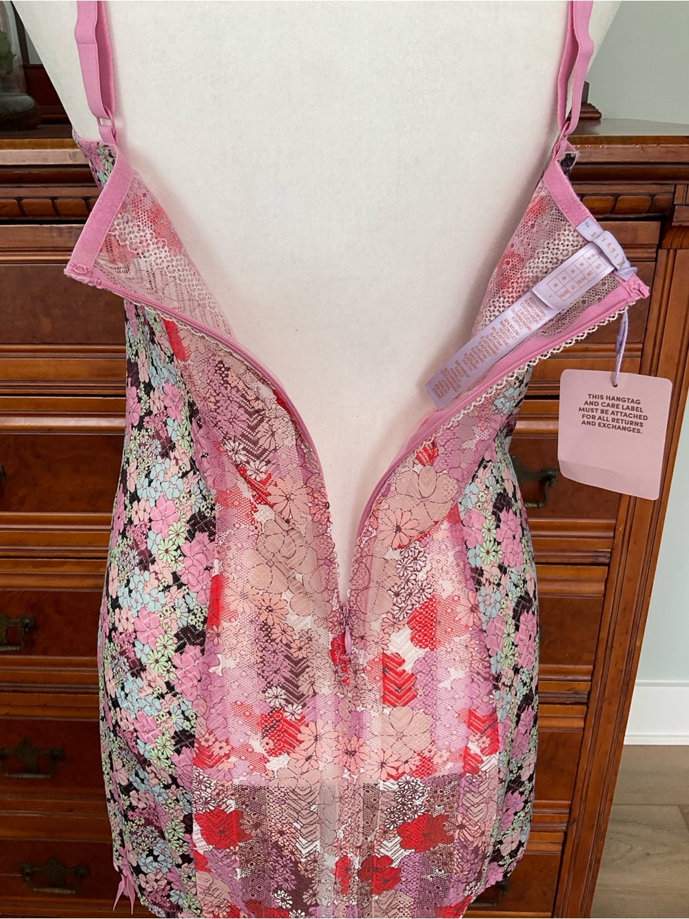 NWT Savage X Fenty by Rihanna Penthouse Sweet Lace Slip Pink Multi Size L - Picture 8 of 11